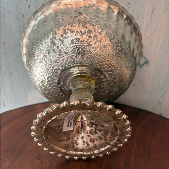 Silver Mercury Glass Pedestal Bowl - Picture 8 of 11